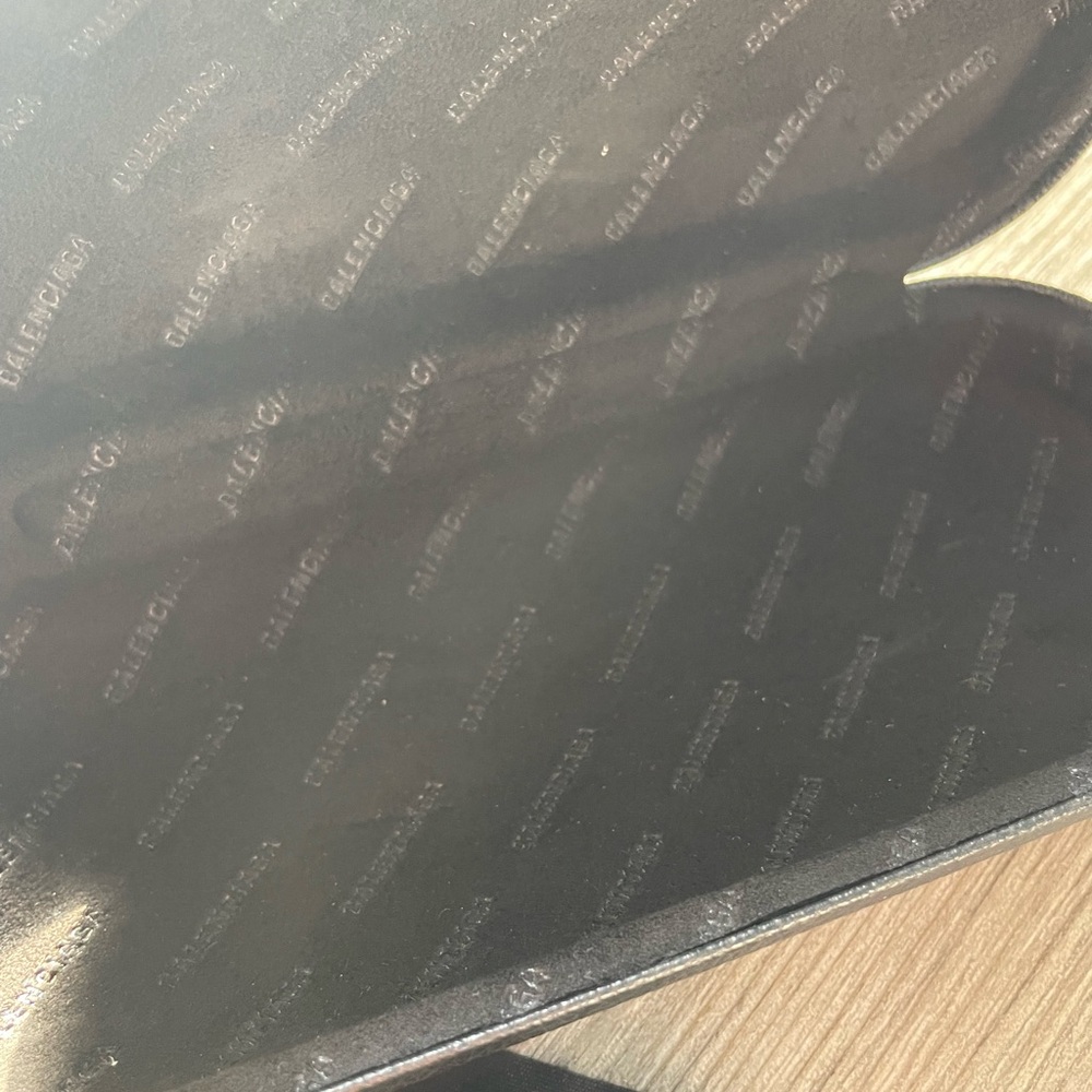 Balenciaga Dark Sunglasses with Black Case - Picture 7 of 9